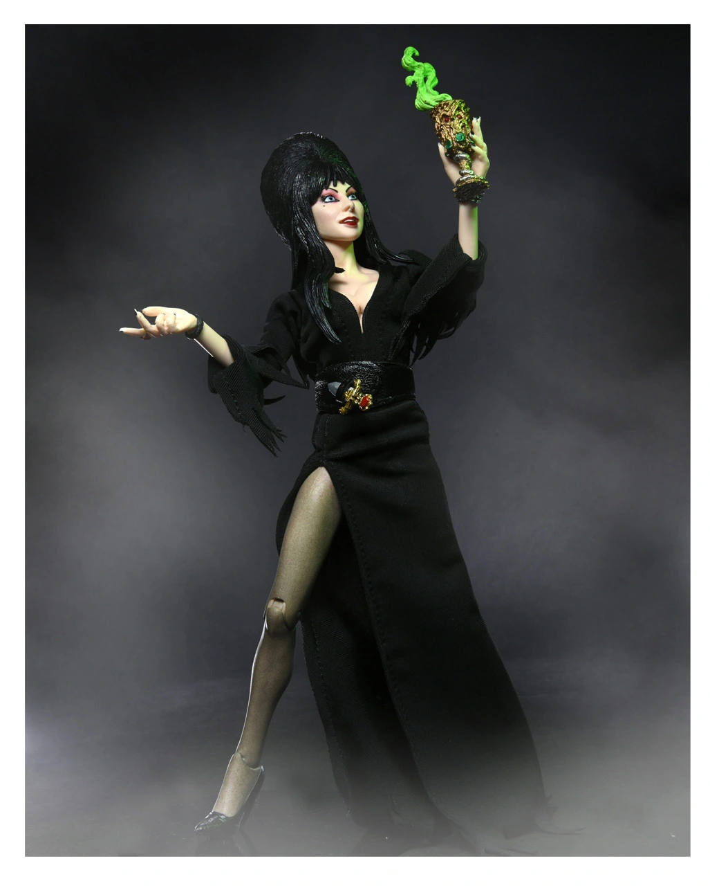 Elvira Mistress Of The Dark Actionfigur 20cm 6 Elvira Mistress Of The Dark Actionfigur 20cm – Bild 4