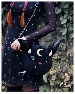 KILLSTAR Kreeptures Vampir Handtasche -Outlet-Horror-Shop killstar kreeptures vampir handtasche vampir handbag killstar killstar handtaschen und gothic fashion 50778 1