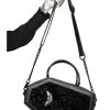 KILLSTAR Vampir's Kiss Sarg Handtasche 1 KILLSTAR Vampir's Kiss Sarg Handtasche -Outlet-Horror-Shop killstar vampirs kiss sarg handtasche killstar vampirs kiss handbag gothic handtasche 51230 01