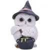 Schneeeule Mit Hexenkessel -Outlet-Horror-Shop schneeeule mit hexenkessel dekofigur halloween und gothic deko wohnaccessoires 52214