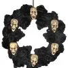 Halloween Türkranz Mit Rosen & Totenköpfen 2 Halloween Türkranz Mit Rosen & Totenköpfen -Outlet-Horror-Shop schwarzer halloween tuerkranz mit rosen und totenkoepfe halloween wreath with roses and skulls 39313 01