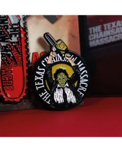 Texas Chainsaw Massacre Ansteck-Pin Limited Edition -Outlet-Horror-Shop texas chainsaw massacre ansteck pin limited edition texas chainsaw massacre limited edition pin badge 54593 02