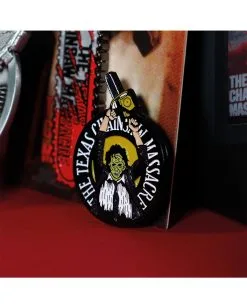Texas Chainsaw Massacre Ansteck-Pin Limited Edition -Outlet-Horror-Shop texas chainsaw massacre ansteck pin limited edition texas chainsaw massacre limited edition pin badge 54593 03