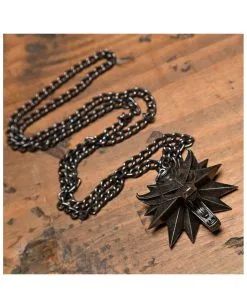 The Witcher 3 - Wild Hunt Medaillon 9 The Witcher 3 - Wild Hunt Medaillon -Outlet-Horror-Shop the witcher 3 wild hunt wolfs medaillon the witcher fanartikel gaming zubehoer 36961 4